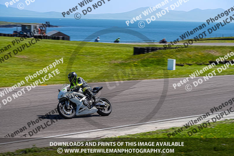 anglesey no limits trackday;anglesey photographs;anglesey trackday photographs;enduro digital images;event digital images;eventdigitalimages;no limits trackdays;peter wileman photography;racing digital images;trac mon;trackday digital images;trackday photos;ty croes